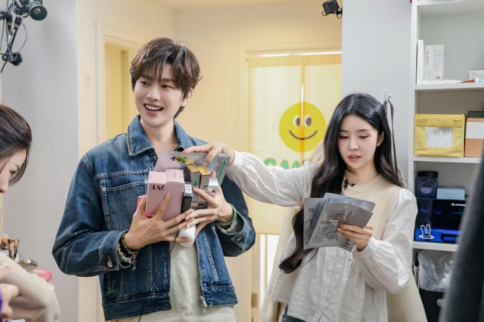 《乱“室”英雄》焕新曹璐活力之家，解锁艺人逐梦与生活平衡之道