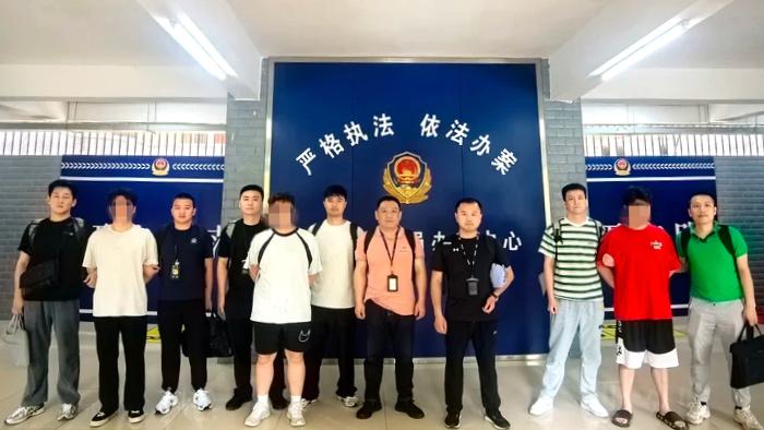 封堵涉黄域名5653个！广铁警方破获特大传播淫秽物品牟利案