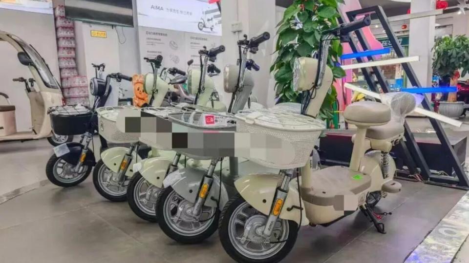 新国标电动车被吐槽：带不了娃，超速断电不安全…标准起草单位回应质疑→