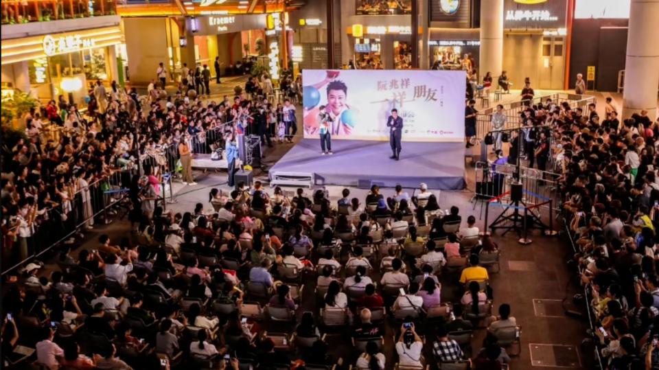 “认证”时尚潮流地标，就在金花街！1906科技园扬韬广场获殊荣