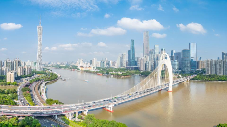 非凡五年，经济大市如何挑大梁——写在中共广州市委十二届十次全会召开之际