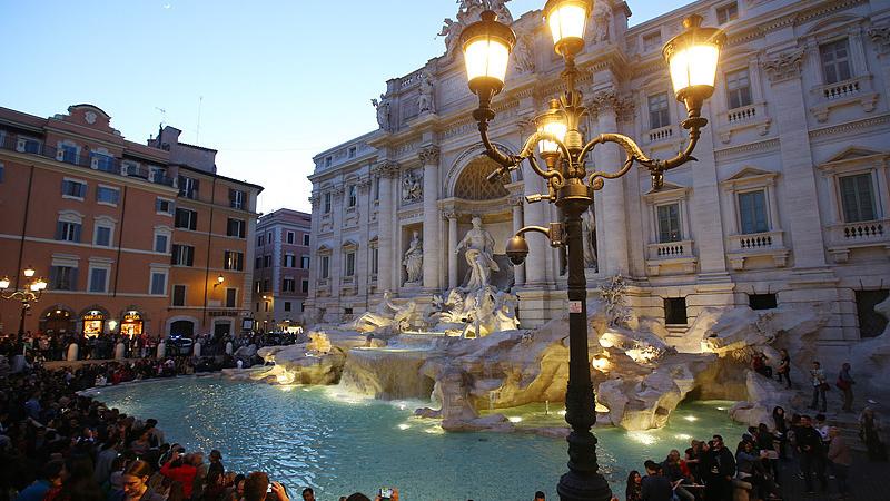 罗马著名景点“许愿池”将对游客收费