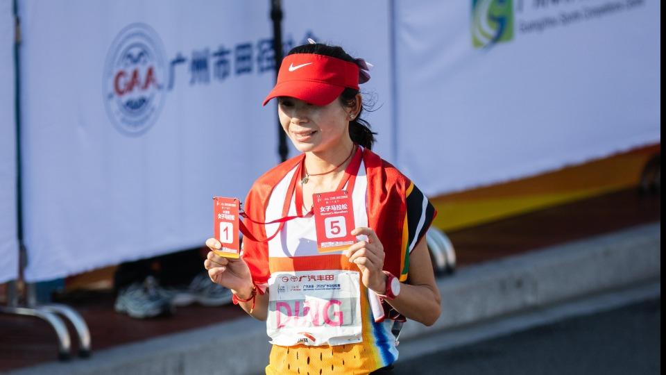 【广州马拉松】女子组国内头名：广州市民的“常琴加油”让我感动