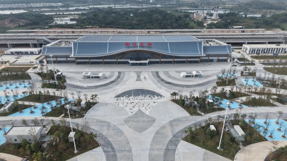 广湛高铁阳江北站智能交通枢纽工程启用，阳江迈入“湾区一小时生活圈”
