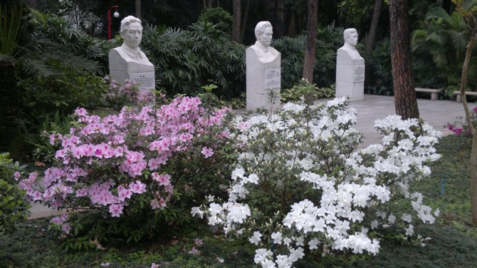 广州起义领导人雕塑纪念广场