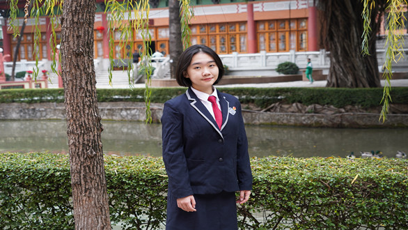 新时代好少年——王亿依