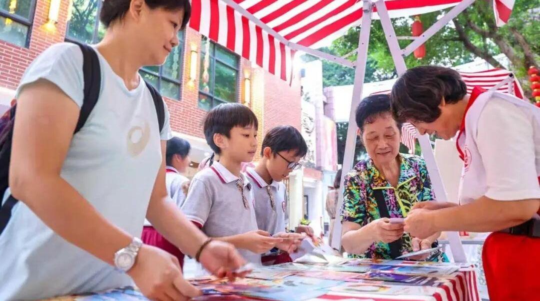 文明餐桌引领新“食”尚，文明路上喜迎绿色全运