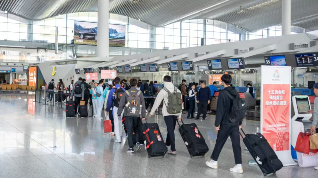 超2.1万人次顺利抵离，“广式温度”获点赞！