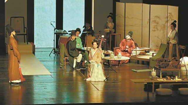 缤纷舞台 伴您过一个艺术中秋