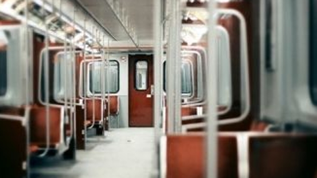 公交、地铁有“新规”：禁止车厢进食、外放音乐！