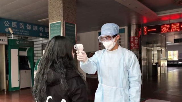 助力疫情防控 广州青年志愿者齐行动