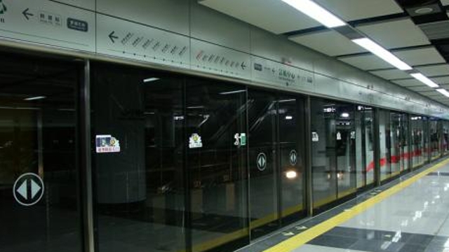 @广州街坊 7条地铁线路要常态化限流