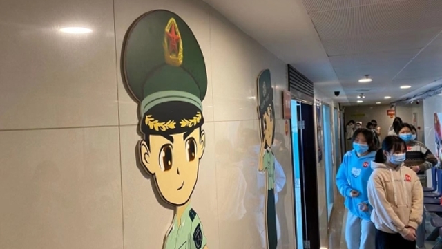 逐梦军旅！广州200名女青年参加征兵体检