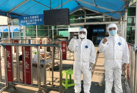 天河客运站一线岗位工作人员着防护服上岗 广州日报大洋网