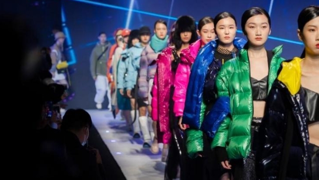 服装防护性能成关注重点！2021广交会时尚周（秋季）发布秀举行