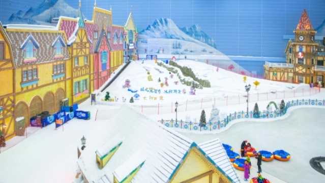 在广州实现滑雪梦！23万人次在这个滑雪场学滑雪