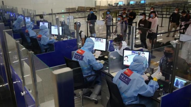 这一天，广州白云机场近两年来首遇无入境旅客