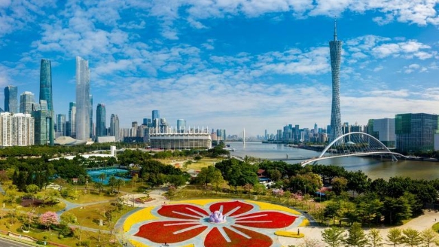 新鲜出炉的2022年十件民生实事，“新”在何处？