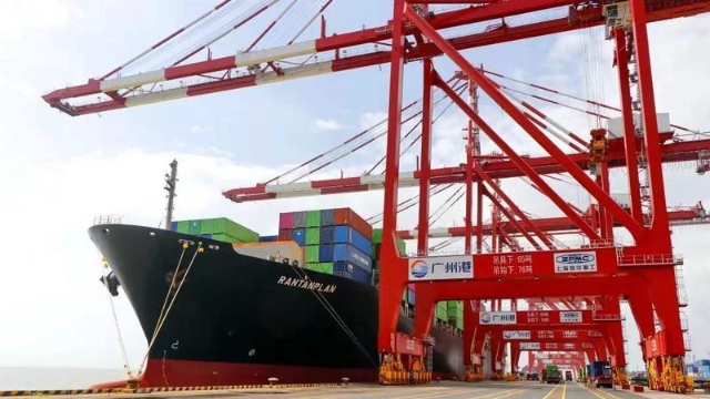 广州港南沙港区再迎两条外贸新航线