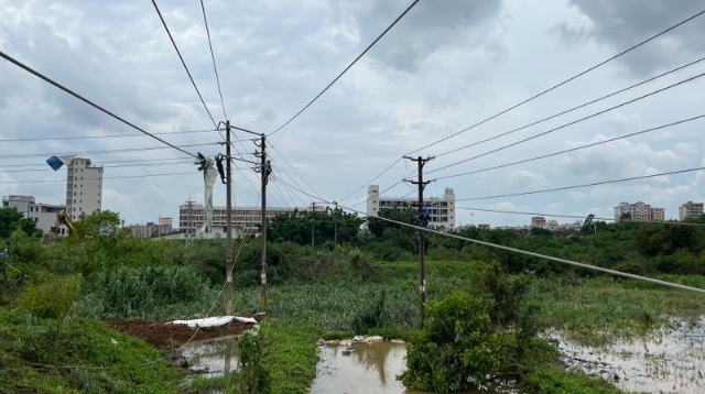 龙卷风致从化21条供电线路受损 300余人次抢修