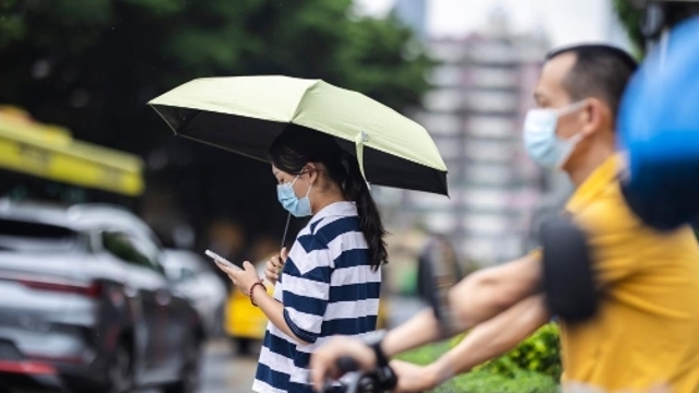台风“跑偏”？不可轻视！小心台前飑线带来雷暴龙卷风等强对流天气