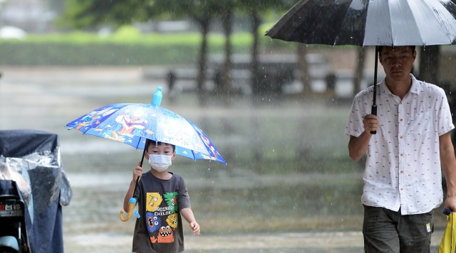 “马鞍”彻底凉凉，广州35℃高温即将重启