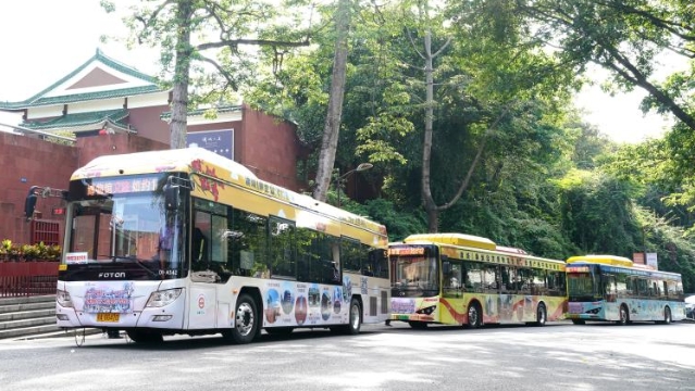 叹茶点、看粤剧……广州这些与众不同的主题巴士你坐过吗？
