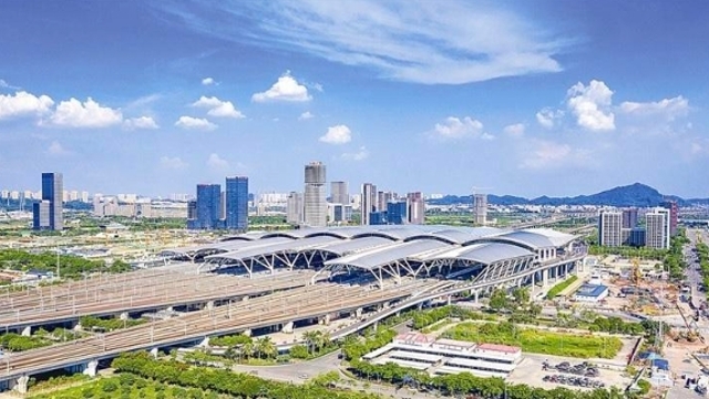广州南站商务区开发建设驶入“快车道”