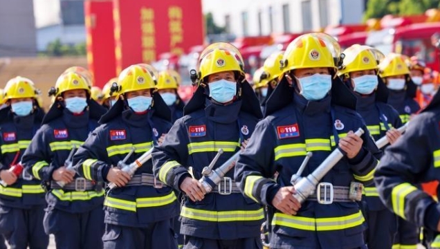 廣州消防裝備“上新”了！56輛消防車投入一線