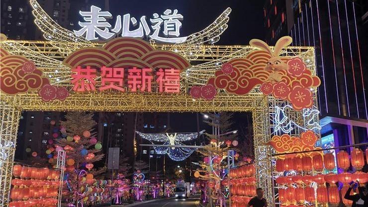 赏灯会、猜灯谜……番禺万博四海城表心道元宵古风灯会等你来打卡