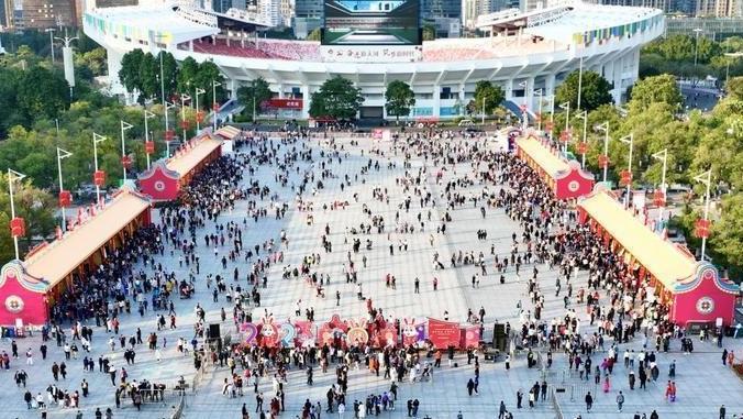 赏宫灯猜灯谜 天河体育中心将举行元宵民俗文化活动