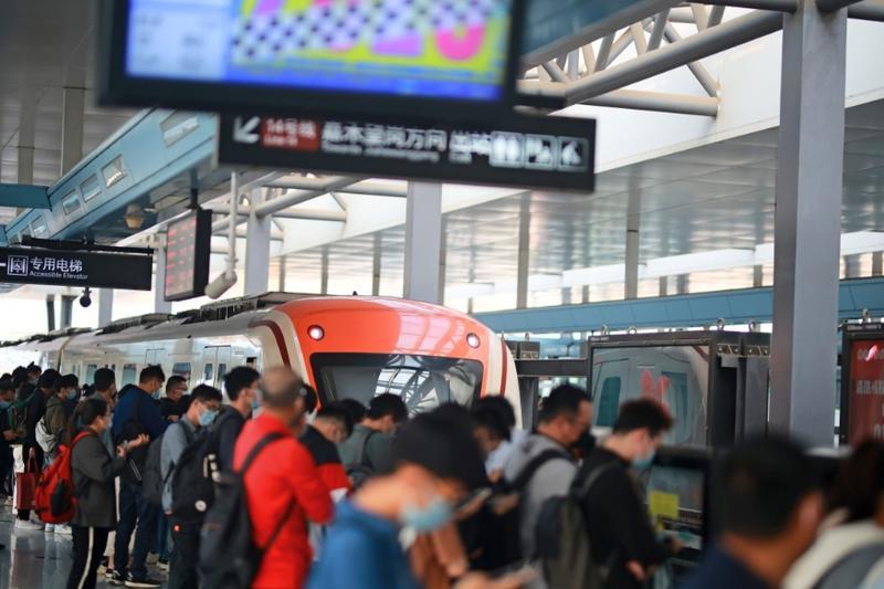 “五一”假期，廣州地鐵將有四天延長服務時間