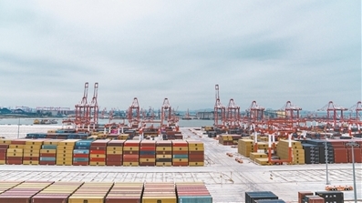 广州出口发力促外贸增速转正