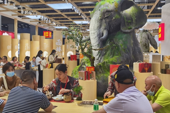 春季广州茶博会“火爆”，客商满载而归