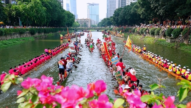 端午龙“船”景｜“沉睡”龙船醒来，直击天河石牌龙船采青仪式
