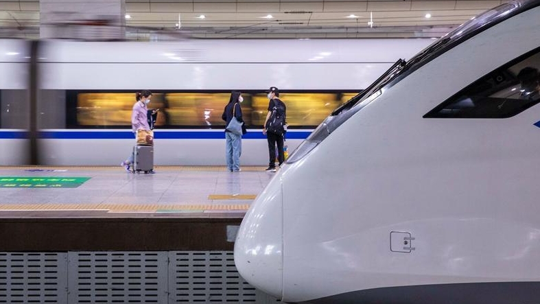 端午假期第二天广铁发送旅客180万人次  同比增长88%