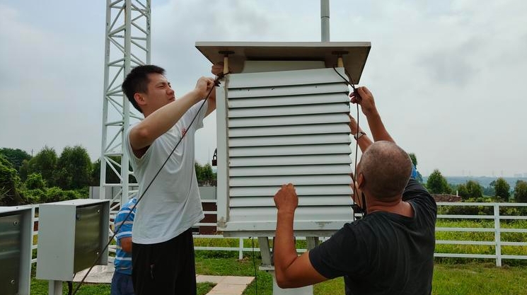 台风雨让广州退出高温群聊 今天17时气温大降11℃