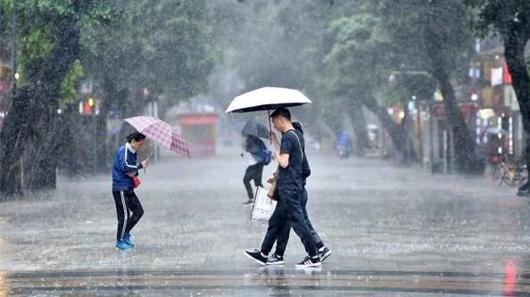 南沙宣布解除“五停” 台风红色预警信号降级为蓝色