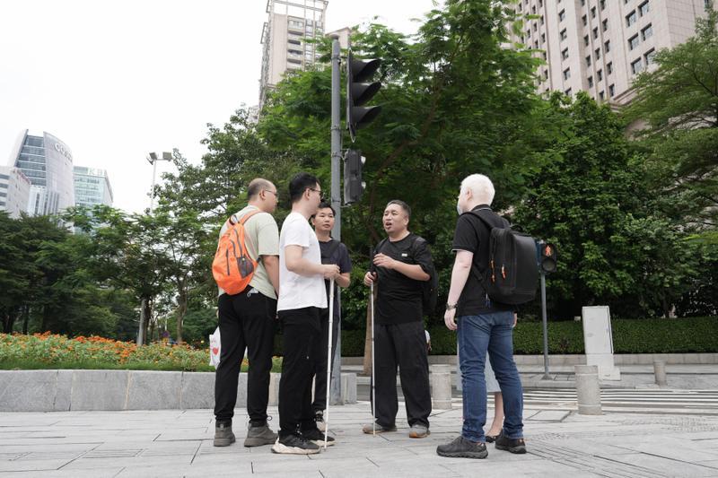 视障人士测评广州6个路口过街声响提示装置：提示音设置标准不统一