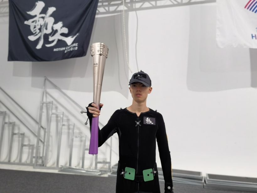 亚运会“数字火炬手”刷屏，原型是一名广州高中生