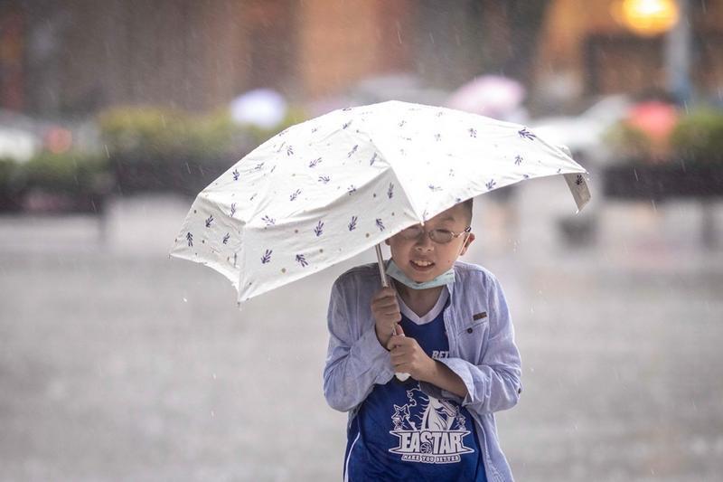 市三防辦最新研判：“小犬”對廣州影響減弱，7-10日小到中雨