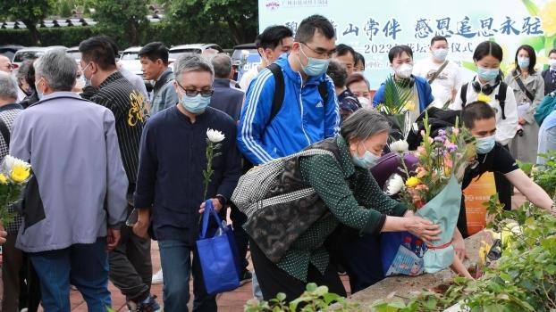 广州市殡葬服务中心：今年重阳祭扫服务实行预约制