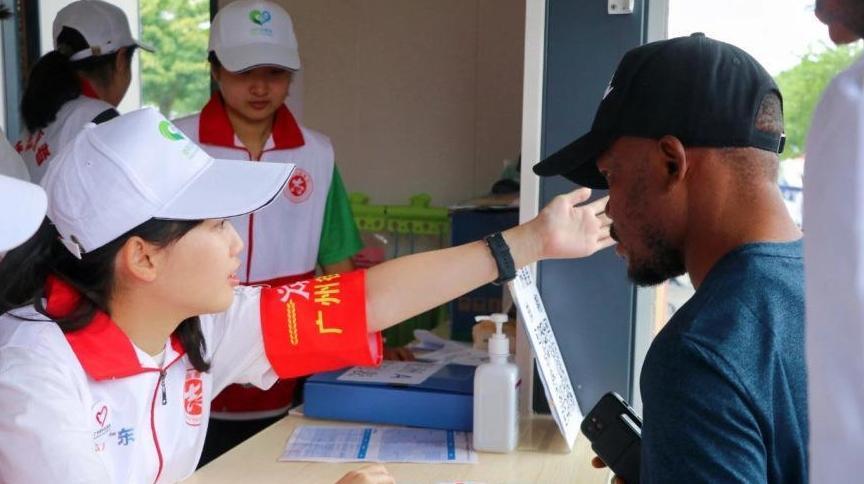 3000名展会志愿者接力护航第134届广交会