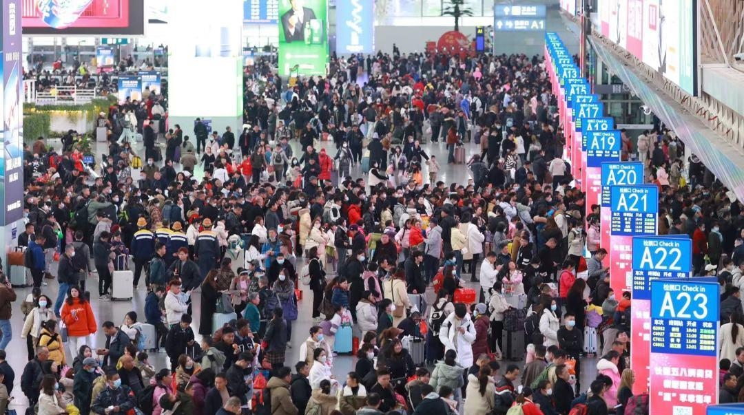 新春走基层丨提运能、暖服务，广州多方护航春运，回家一路坦途！