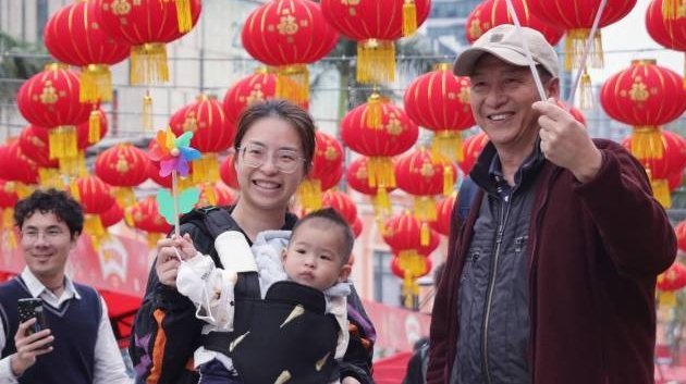 花城过年，花香满城