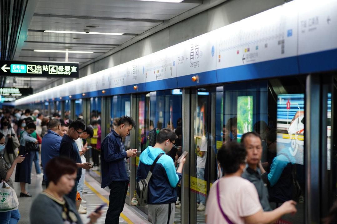 返程客流逐步回升，今明两天广州地铁部分线路推迟收车
