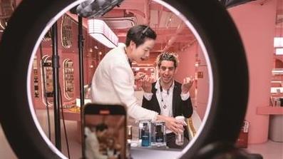 海外主播扎堆白云 80國(guó)訂單“即播即發(fā)”