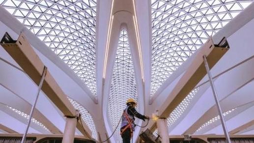 T3建设者故事│72小时分秒必争,历经风雨终成“花冠”