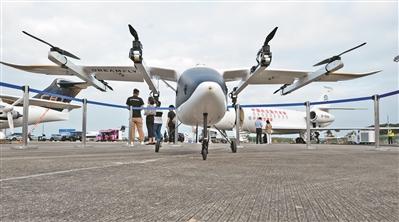 广州商务航空展暨通航低空产业博览会开幕