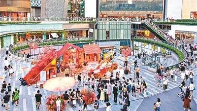 多地商场冷落，“华南第一商圈”为何人流熙攘？